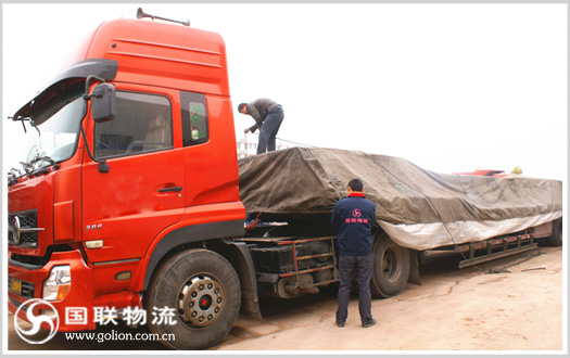 衡阳货运公司 地板砖托运盖篷布场景